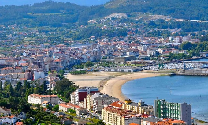 Vilagarcia de Arousa Apartment | Apartamento a 7 Min. de Playa de la Concha. Frente Estación Trenes Vilagarcia