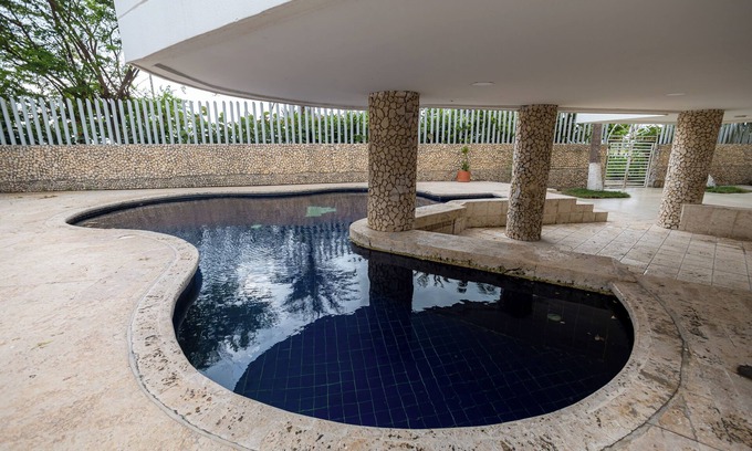 Crespo Apartment | Apartamento Grande, Perfecto Para Familias, Cerca del Aeropuerto, Frente al Mar!