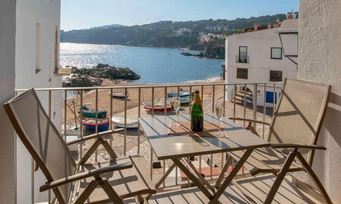 Calella de Palafrugell Apartment | Apartament Cortey