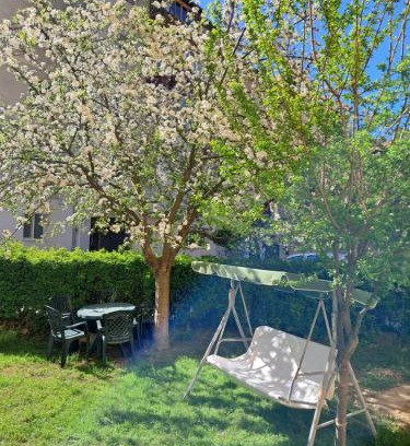 Slanic-Moldova Apartment | Apartament PARTER CU GRADINA