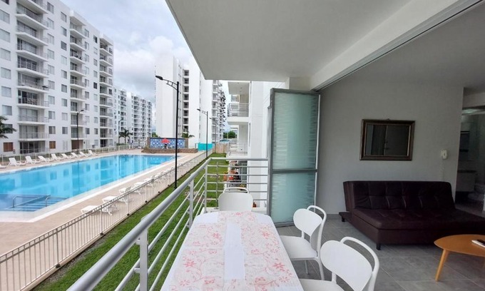 Girardot Apartment | Apartamento Aqualina Orange Piso 2 Aire Acondicionado Vista a piscina
