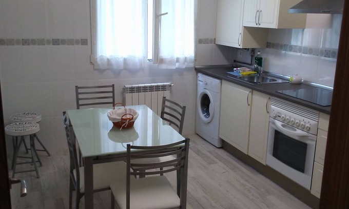 Centro y casco historico Apartment | APARTAMENTO CAMPILLIN