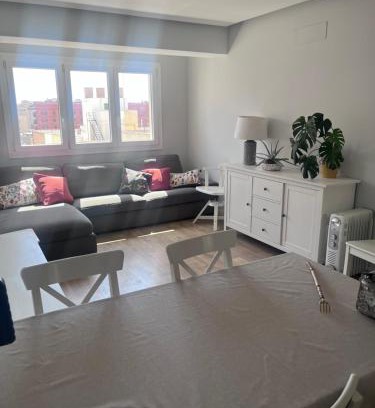Almeria Centro Apartment | Apartamento centro 3 habitaciones