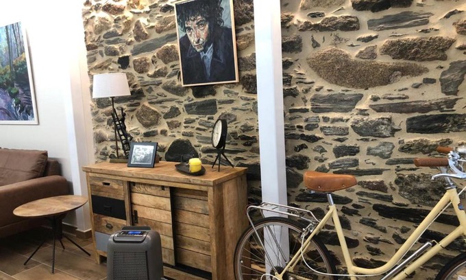 Pontedeume Apartment | Apartamento completamente equipado en Pontedeume.