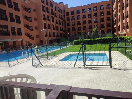 Rejas Apartment | Apartamento con aire acondicionado y piscina en las Mercedes, cerca del Plenilunio y del aeropuerto