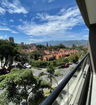 Los Naranjos Apartment | Apartamento con vista y aire acondicionado cerca a El Tesoro