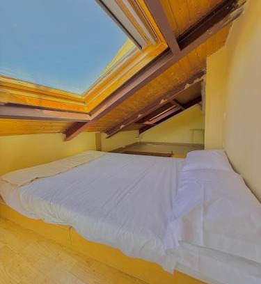 Segovia Old Town Apartment | Apartamento con Vistas Plaza Mayor de Segovia