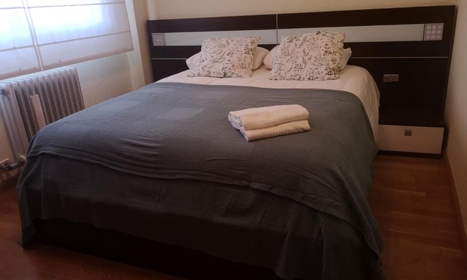 Zaragoza Centro Apartment | Apartamento Escultor Moreto - PARKING GRATIS