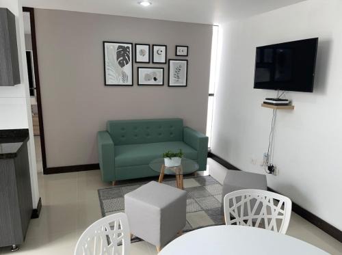 Suramericana Apartment | Apartamento familiar laureles 203