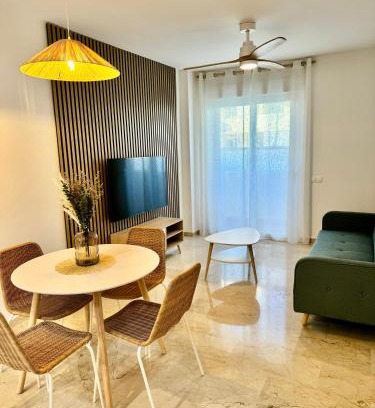 Puerto de la Duquesa Apartment | Apartamento Vacacional Sol y Mar