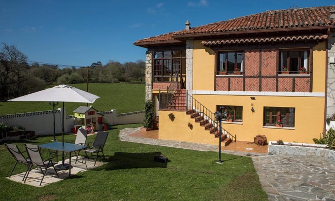 Santillana del Mar Apartment | Apartamentos Alegría