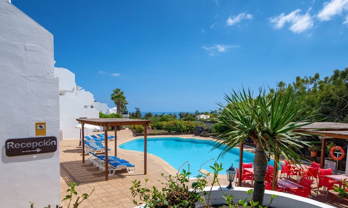 Costa Teguise Apartment | Apartamentos Camels Spring