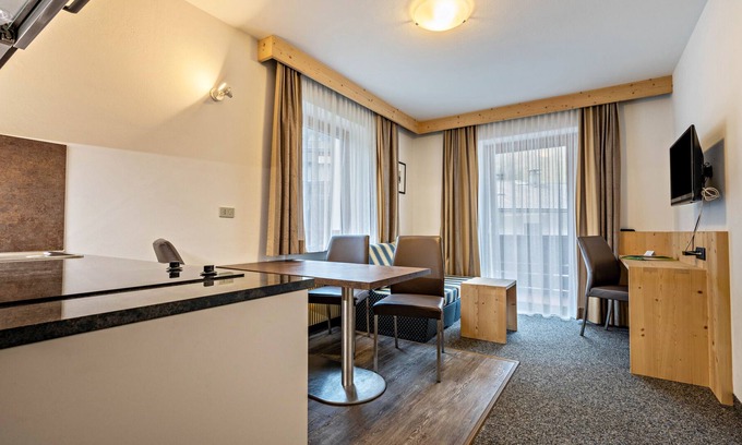 San Giovanni Apartment | Apartment "Residence Griesfeld 36" with Mountain View, Shared Pool & Wi-Fi