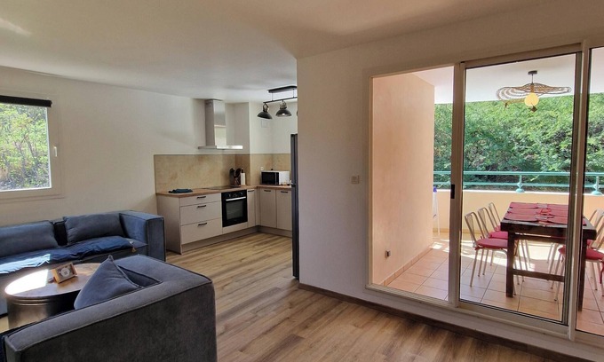 Carosse Apartment | Apartment Le Roquefeuil, Saint Gilles Les Bains