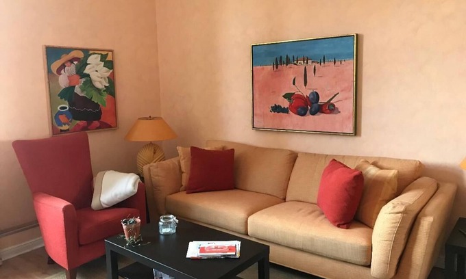 Hittfeld Apartment | Apartment 1, beautiful centrally located apartment