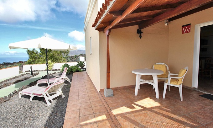 Los Llanos de Aridane Apartment | Apartment 1 - El Poleal