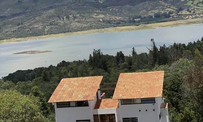 Guatavita Apartment | APARTMENT 102 IN ABBEY OF TOMINE BEST VIEW OF THE LAGOON