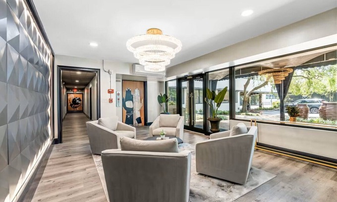 North Buckhead Apartment | Apartment 105