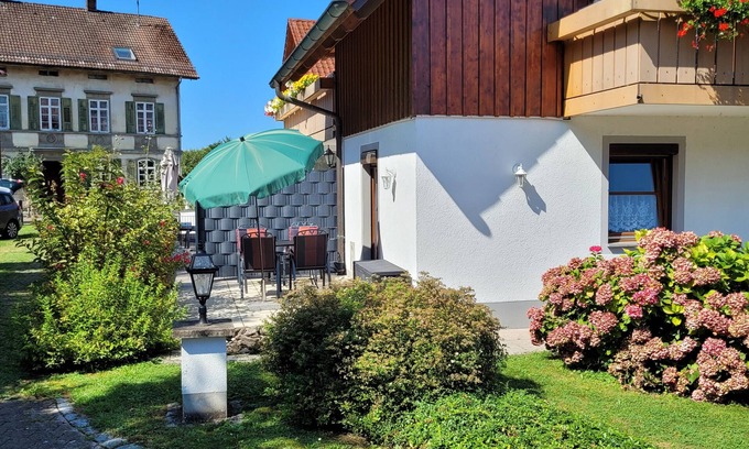 Nonnenhorn Apartment | Apartment 2, 41m² with Shared Garden, Balcony and Wi-Fi