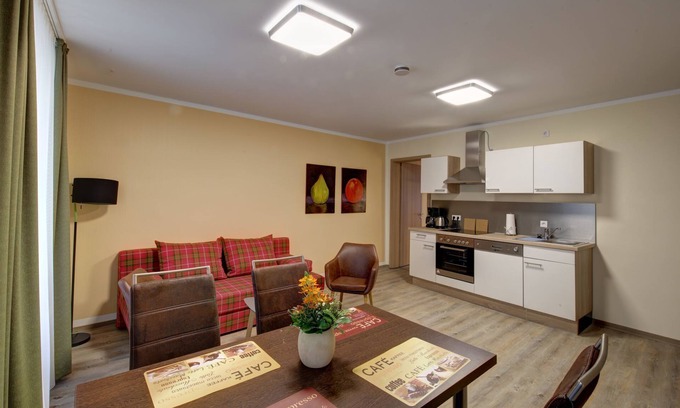 Altstadt Apartment | Apartment/2 bedrooms, bathroom u. add. Guest toilet in the old town of Görlitz