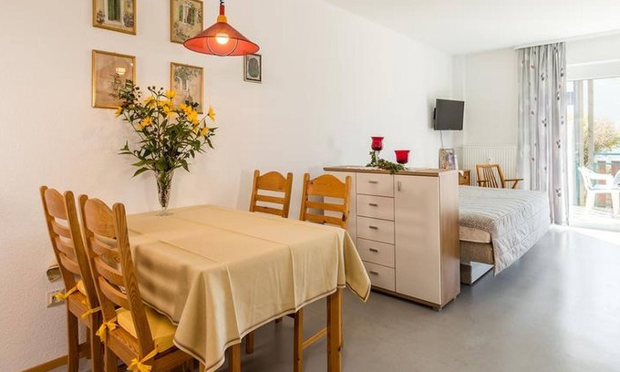 Uhldingen-Muehlhofen Apartment | Apartment '2, 55qm' with Balcony and Wi-Fi