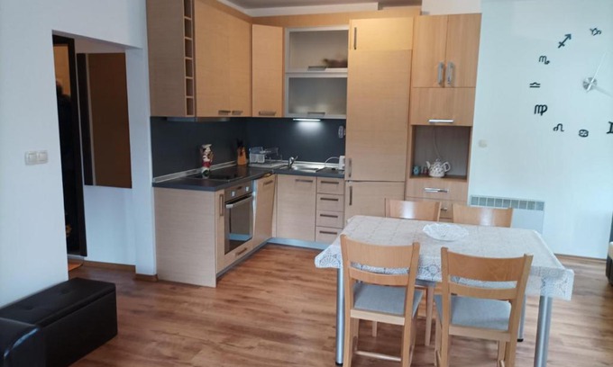 Shiligarnika Apartment | Apartment 2 Detelina Residence