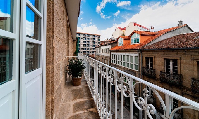 Ourense Apartment | Apartment 2 Rooms 2 Bathrooms