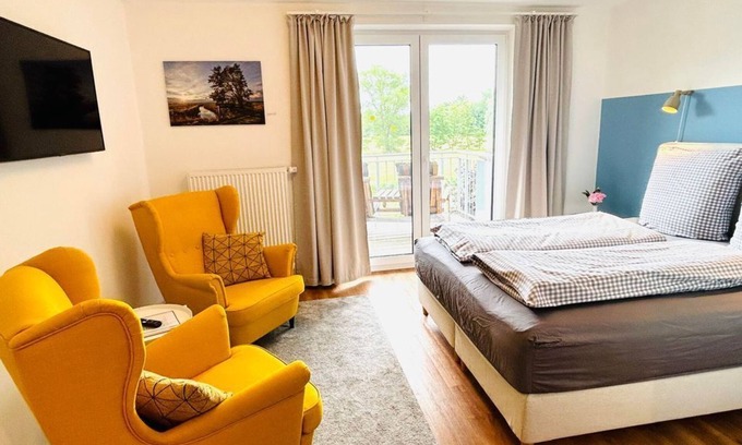 Poppenbull Apartment | Apartment 2 - Seerosenhof