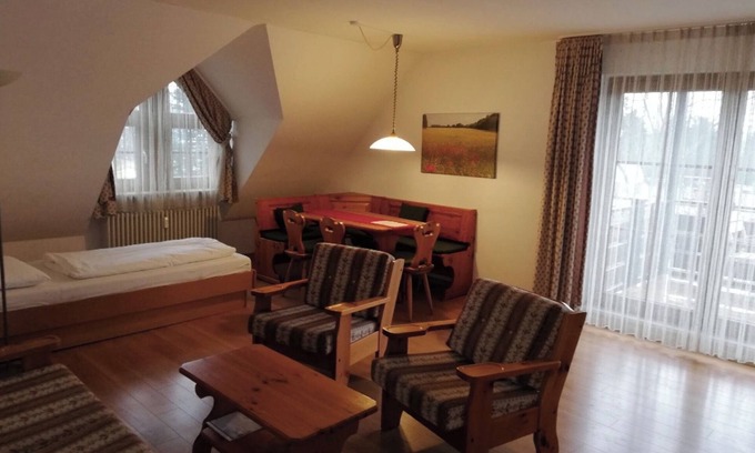 Bad Krozingen Apartment | Apartment '2 Zimmer Appartement 63' with Balcony and Wi-Fi