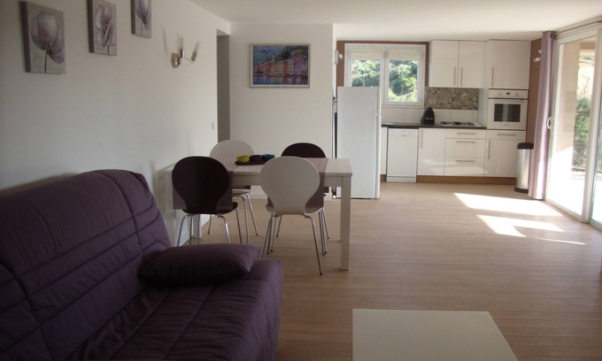 Porticcio Apartment | APARTMENT 2KMS FROM THE BEACH IN A PRIVATE ESTATE