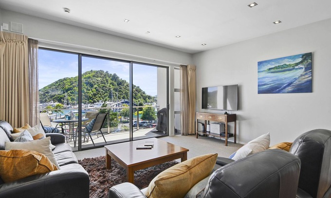 Picton Apartment | Apartment 3, The Moorings.