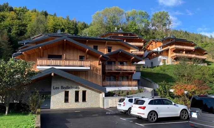 Morzine Apartment | Apartment 4 bedrooms/10 guests - 800m away from Morzine center