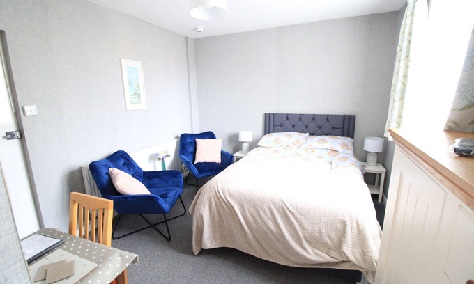 Torquay City Centre Apartment | Apartment 4 - Budget, Garden level