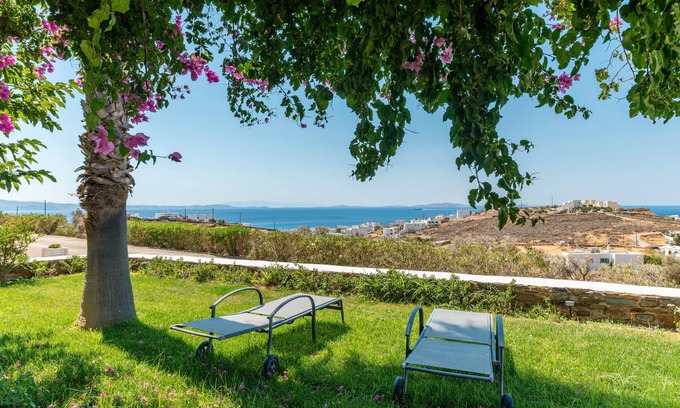 Agios Ioannis Apartment | Apartment '4' with Sea View, Wi-Fi and Air Conditioning