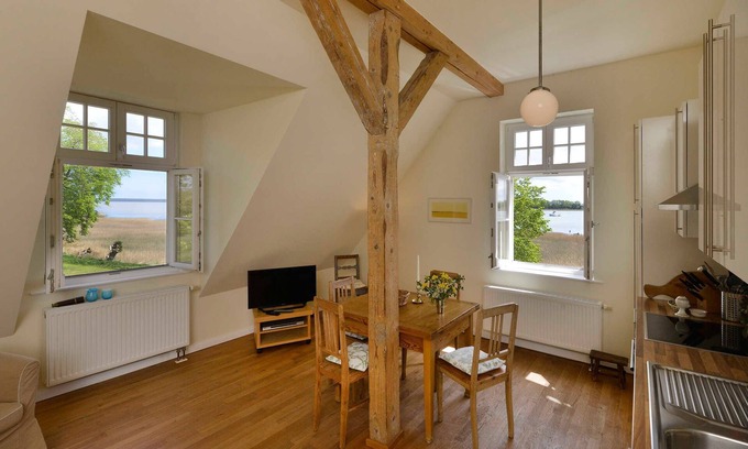 Grubnow Apartment | Apartment 5 with lake view - Gut Grubnow Rügen