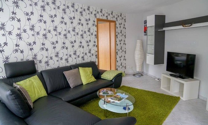 Frickingen Apartment | Apartment 60sqm, 1 bedroom, 1 living room, with terrace and garden, max. 3 persons