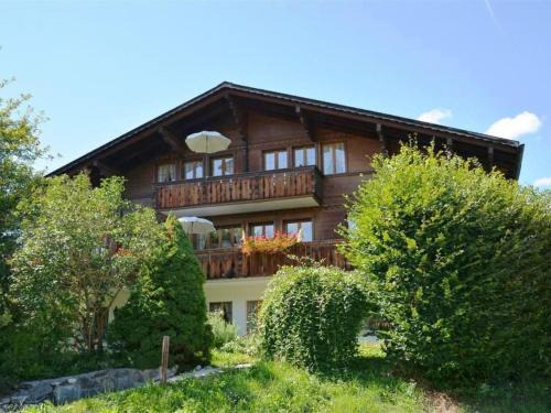 Saanen Apartment | Apartment Abendrot by Interhome