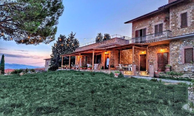 Pienza Other | Apartment "Agriturismo Il Casato Mag-il Giogo" with Mountain View, Terrace and Wi-Fi