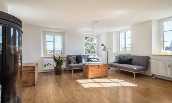 Tettnang Apartment | Apartment 'Am Hopfengarten' with Mountain View, Garden & Wi-Fi