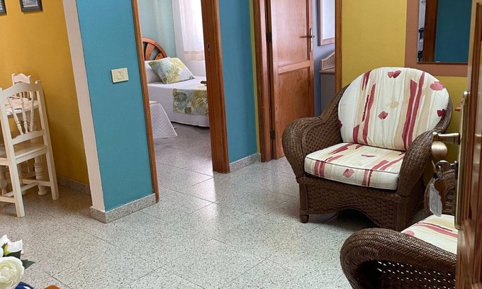 Los Llanos de Aridane Apartment | Apartment 'Apartamento 3' with Shared Pool, Private Terrace and Wi-Fi