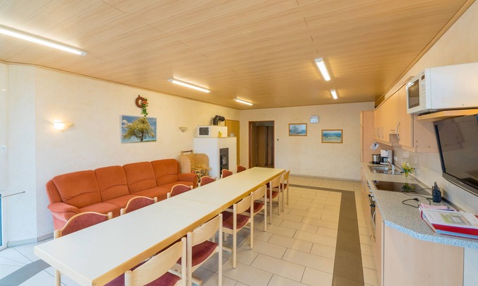 Deggenhausertal Apartment | Apartment 'Apfelbaum' with Mountain View, Wi-Fi and Air Conditioning