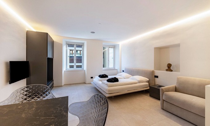 Centro - Piani - Rencio Apartment | Apartment 'App 203 Palazzo Cavour' with Mountain View, Wi-Fi and Air Conditioning
