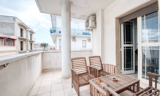 Manduria Apartment | Apartment 'Appartament Queen' with Private Terrace, Wi-Fi and Air Conditioning