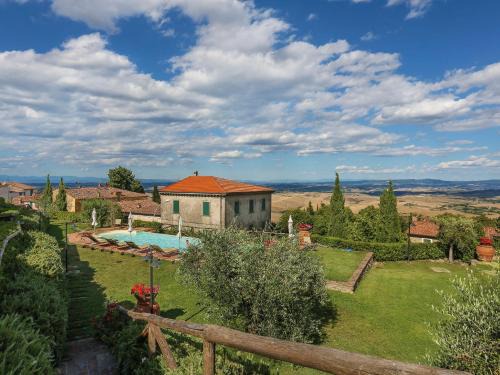 Chianni Apartment | Apartment Appartamento Ginepro - Borgo in Chianni by Interhome