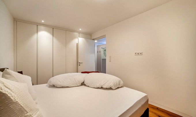 Naturno Apartment | Apartment 'Appartment Amo' with Mountain View, Wi-Fi and Air Conditioning