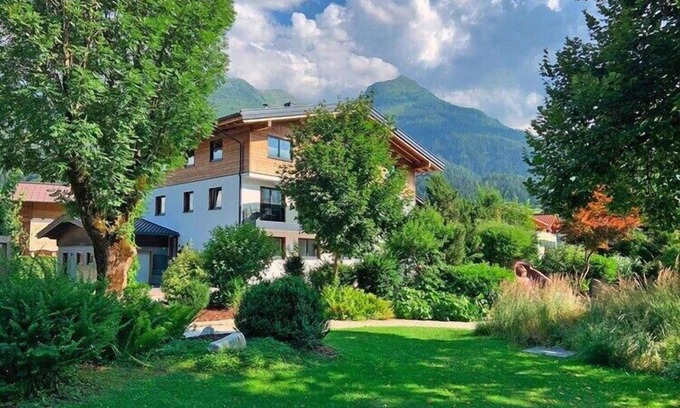 Bramberg am Wildkogel Apartment | Apartment in Bramberg near Cable Car