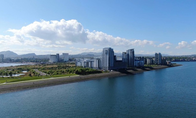 Newhaven Apartment | Apartment at Grand Harbour Apartments