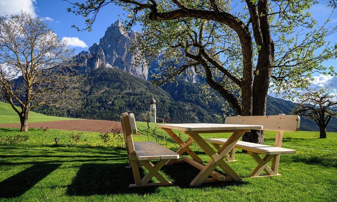 Castelrotto Apartment | Apartment 'Biohof Oberzonn Labe' with Mountain View, Shared Garden and Wi-Fi