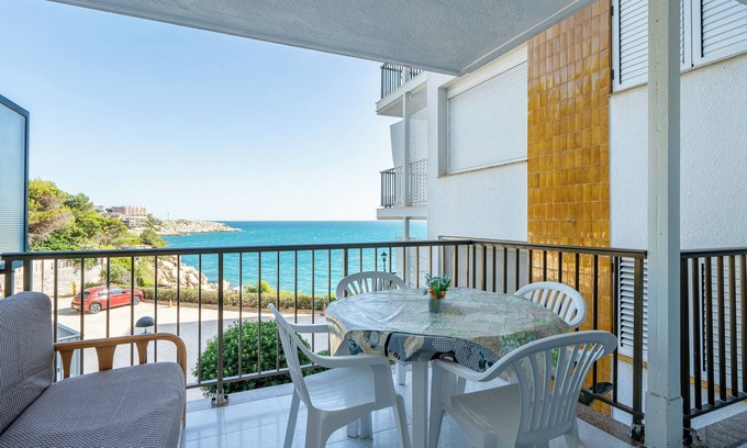 Cap de Salou Apartment | Apartment 'Cap Salou' with Sea View, Private Pool, Air Conditioning and Wi-Fi