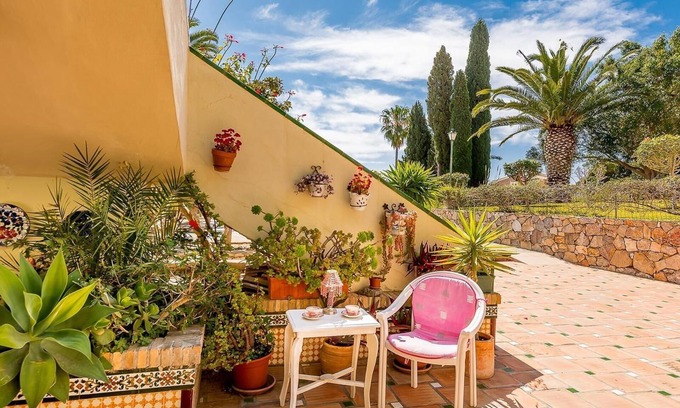 Almunecar Apartment | Apartment "Capricho Montepino 1 Las Palomas" with Pool, Wi-Fi, A/C, Terraces & Garden